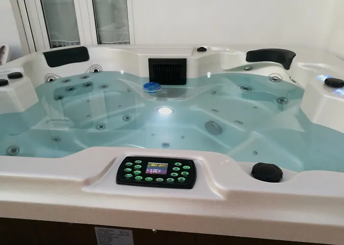 Isla - Couples Only Gasthuis Casas de Cuadra